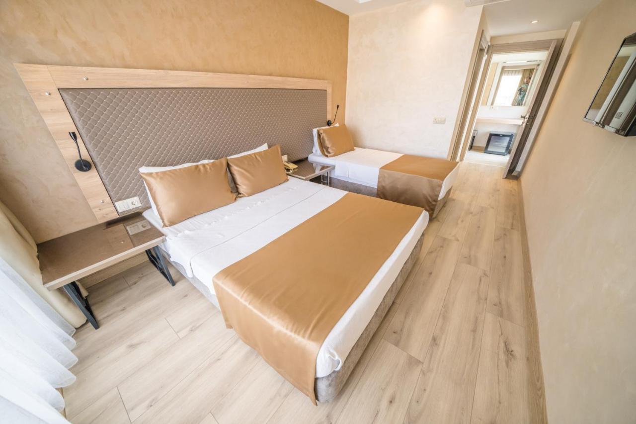 מרמריס Point Beach Hotel מראה חיצוני תמונה